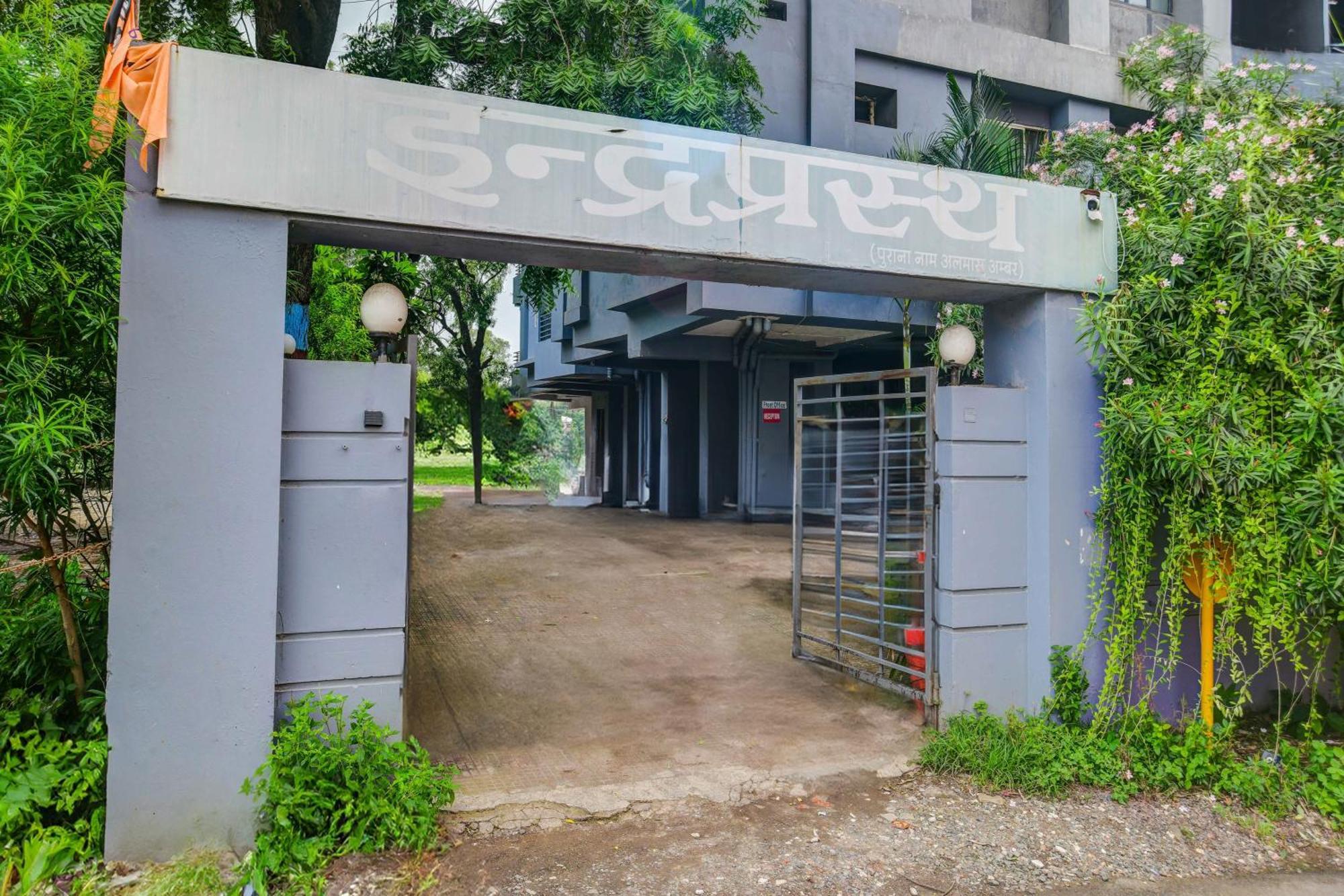 OYO 36855 Hotel Indraprasth Indore Exteriör bild