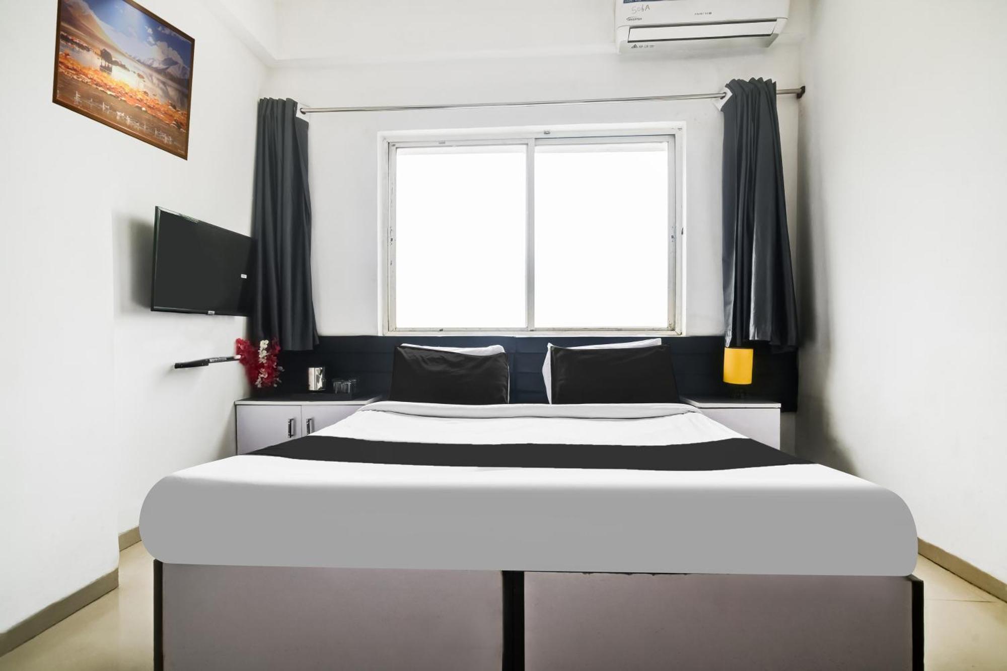 OYO 36855 Hotel Indraprasth Indore Exteriör bild