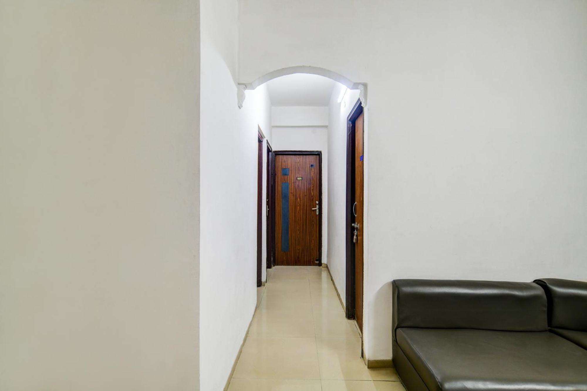 OYO 36855 Hotel Indraprasth Indore Exteriör bild