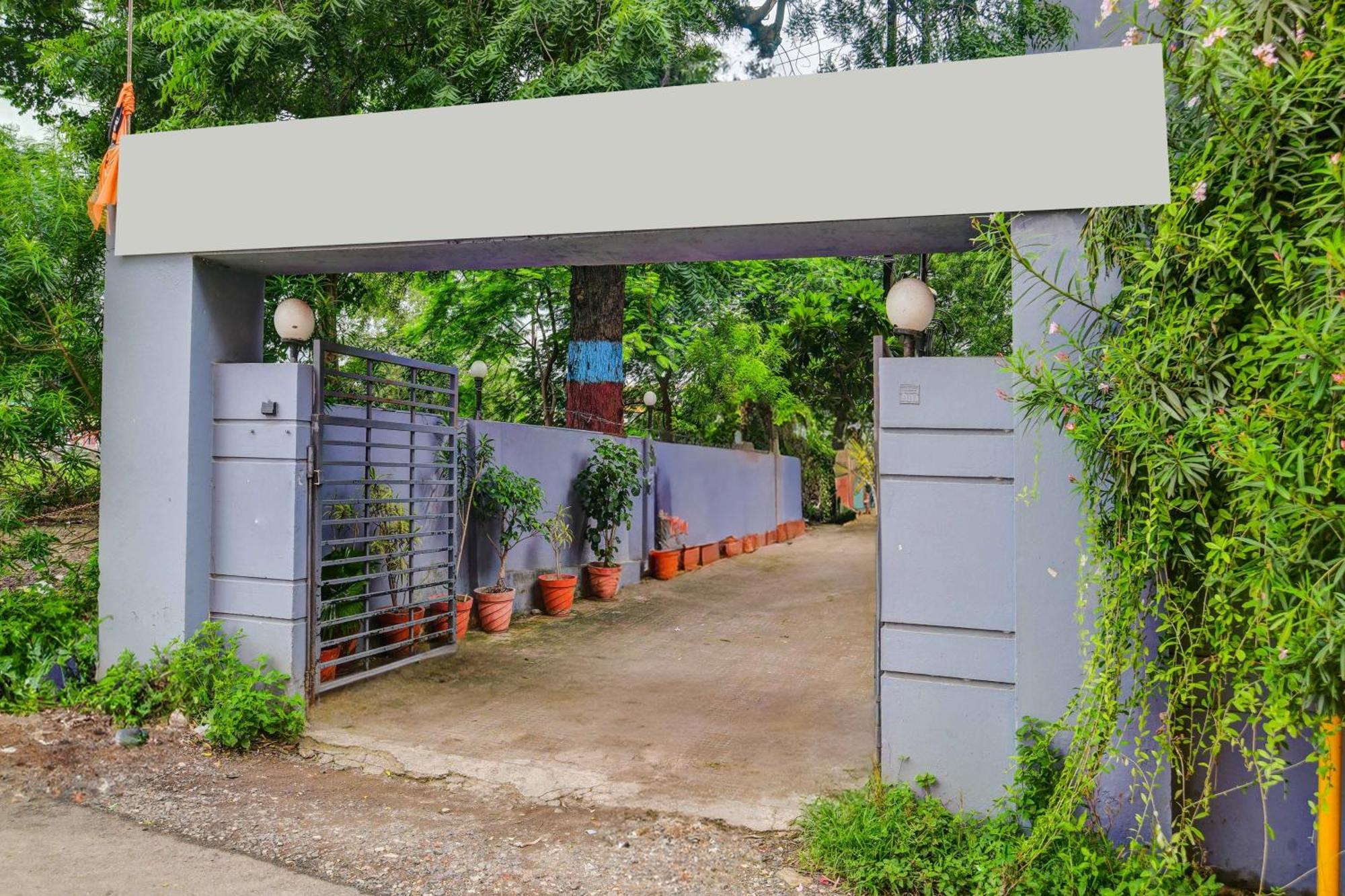 OYO 36855 Hotel Indraprasth Indore Exteriör bild